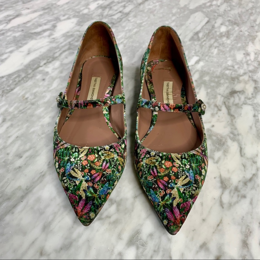 Tabitha Simmons Hermione Flats. Size 6